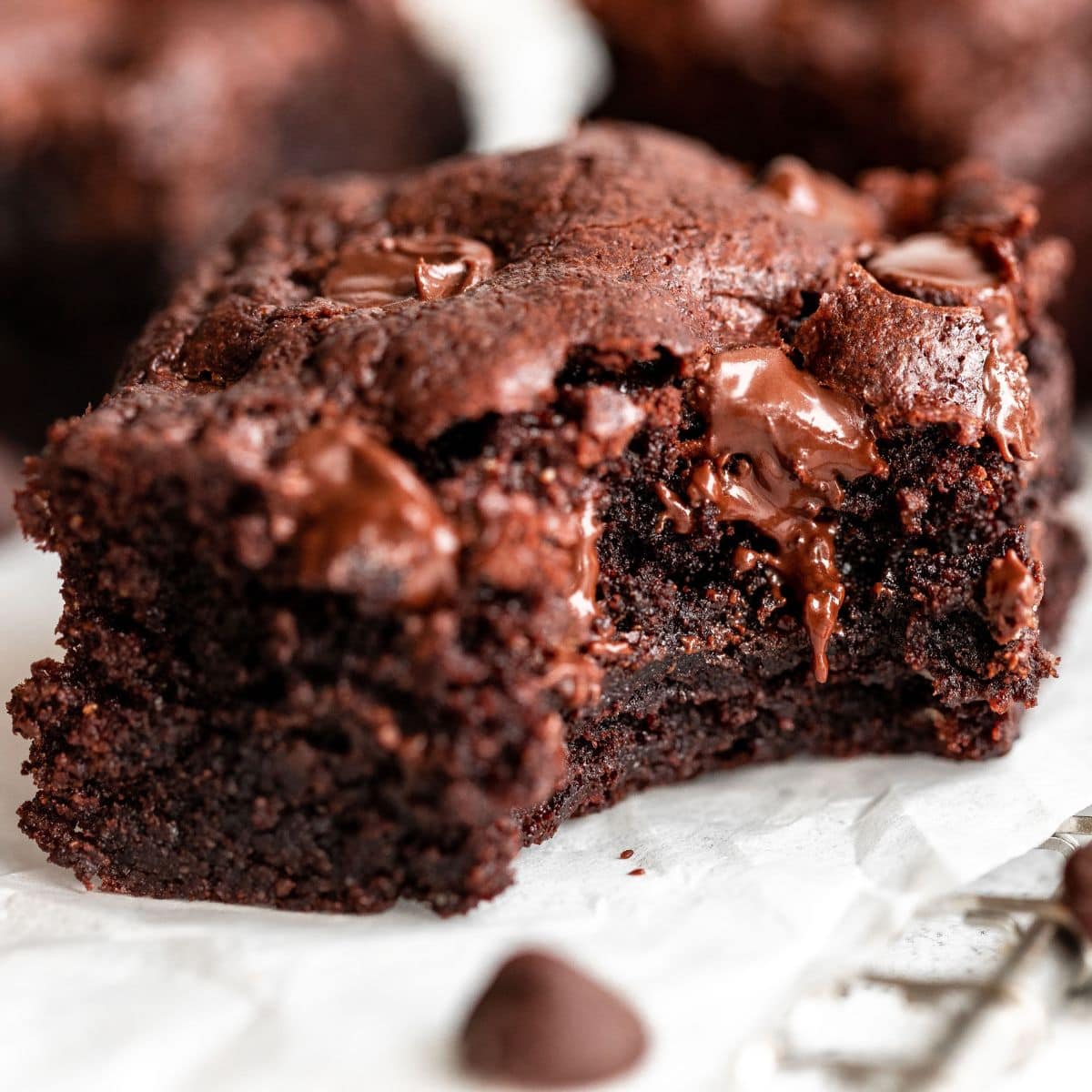 Fudgy Gluten-Free Almond Flour Brownies: Easy & Delicious